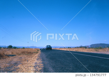 白の街タスコを目指し荒野を行く05 134791777