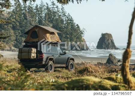Close-Up View of SUV Roof Rack Loaded with Luggage Near Scenic Coastal Landscape Close-Up View of SUV Roof Rack Loaded with Luggage Near Scenic Coastal Landscape 134796507