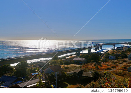 海に突き出た橋・旭高架橋(茨城県・日立市) 海に突き出た橋・旭高架橋(茨城県・日立市) 134796650