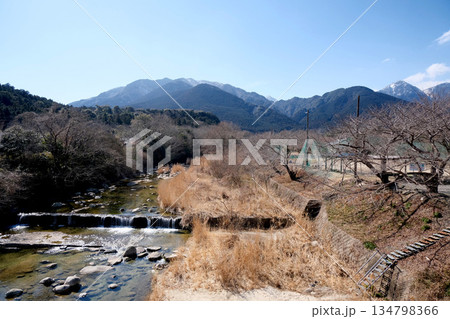 三重県三重郡菰野町_湯の山橋からの三滝川3_2025年2月 134798366