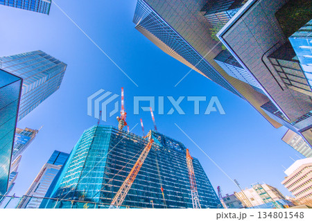 日本の東京都市景観新風景。TOKYO TORCH 大手町に巨大鉄骨構造体やクレーン群…驚愕のタワーへ 134801548
