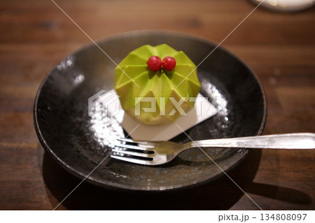 お家デザートのケーキ 134808097