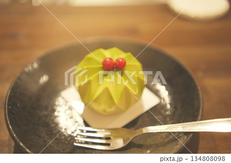 お家デザートのケーキ 134808098