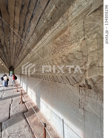 カンボジアのアンコールワット遺跡群の風景 134808296