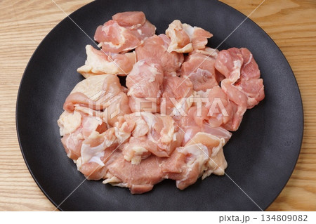 国産生鶏モモ肉 食材 国産生鶏モモ肉 食材 134809082