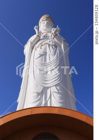 小豆島大観音(しあわせ観音と呼ばれる世界一美しい観音様) 小豆島大観音(しあわせ観音と呼ばれる世界一美しい観音様) 134809128
