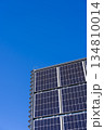 【縦写真】ソーラーパネル 134810014