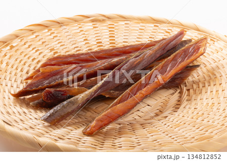 ［北海道産］鮭とば 134812852