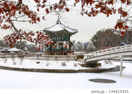 Gyeongbokgung palace covered in snow. Seoul. South Korea. 134815425