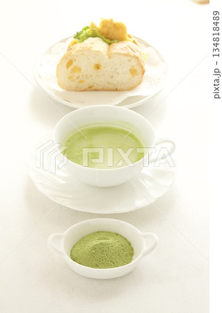 タマゴレタスサンドと抹茶ラテ タマゴレタスサンドと抹茶ラテ 134818489
