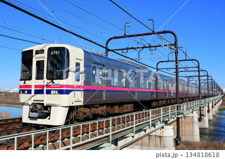 多摩川を渡る京王9000系0番台9701F 多摩川を渡る京王9000系0番台9701F 134818618