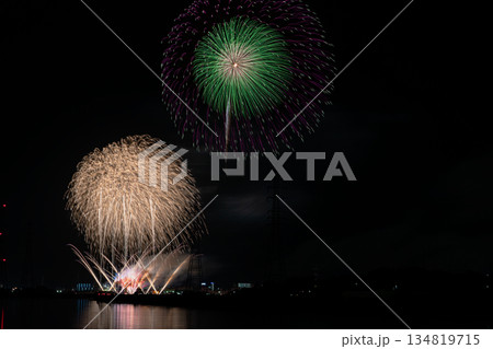 田原市の渥美半島花火大会の風景(愛知県) 134819715