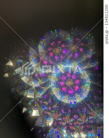 カラフルな幾何学模様 134821200