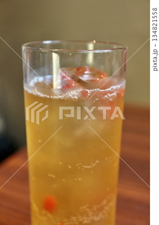 中国酒 枸杞酒(クコ酒)のソーダ割 中国酒 枸杞酒(クコ酒)のソーダ割 134821558