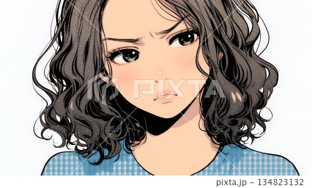 疑問や心配事、不快感、不満などを感じを感じて眉を潜めている若い女性