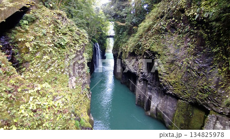 高千穂峡と真名井の滝 134825978