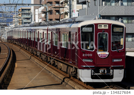 【阪急電鉄 宝塚本線】2000系 【阪急電鉄 宝塚本線】2000系 134827684