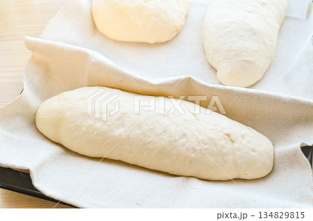 成形したフランスパン生地 成形したフランスパン生地 134829815
