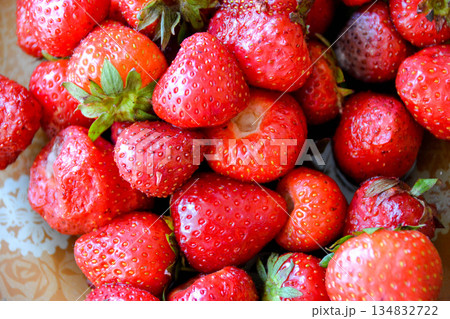 Fresh red strawberries for a healthy diet, Strawberries, photography. High quality photo 134832722