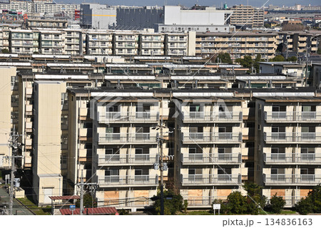 昭和に建てられた再開発予定の古い団地9 昭和に建てられた再開発予定の古い団地9 134836163
