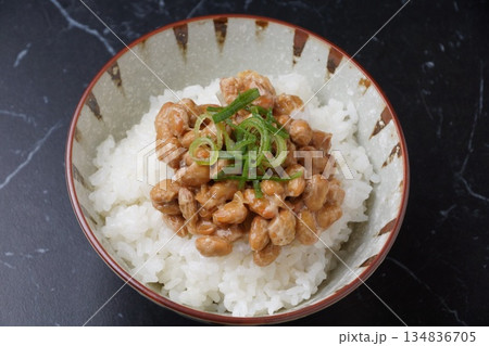 納豆かけご飯 納豆かけご飯 134836705