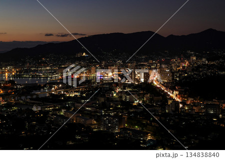 天神山展望台からの佐世保市街地の夜景 天神山展望台からの佐世保市街地の夜景 134838840