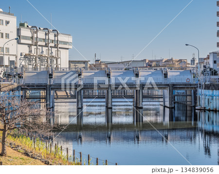 木下川排水機場（東京都江戸川区） 134839056