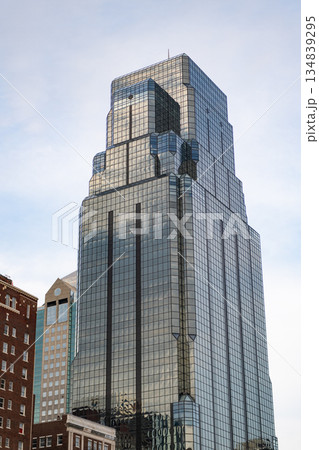One Kansas City Place tallest building. Commercial architecture. Business skyscraper building. Architectural building business area. Glass skyscraper. City architecture. Architecture office building One Kansas City Place tallest building. Commercial architecture. Business skyscraper building. Architectural building business area. Glass skyscraper. City architecture. Architecture office building 134839295