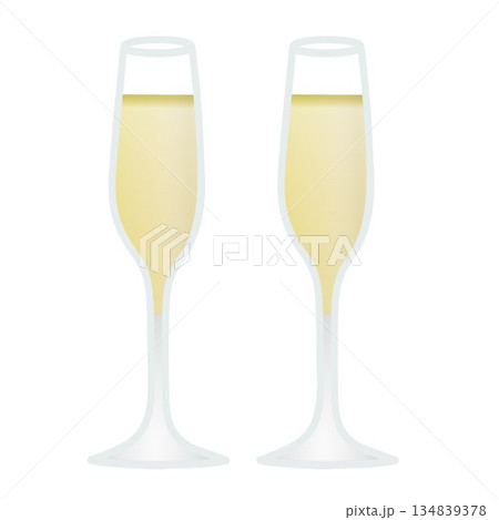 グラスに注がれたシャンパン 134839378