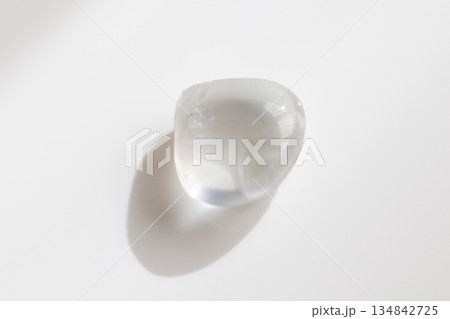 セイロンムーンストーン 天然石 カボションカット 宝石 青色シラー 6月誕生石 素材 134842725