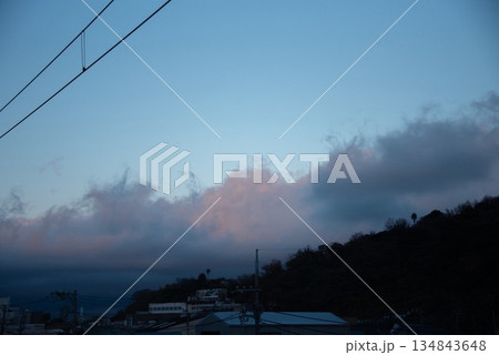 静かな夕方 静かな夕方 134843648