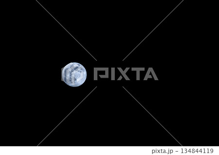 満月 月 夜空 ブルームーン スーパームーン 天体観測 背景素材 宇宙 134844119