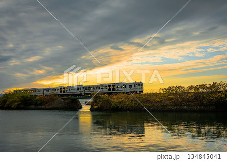 ふたつ星漁港を走るの 134845041