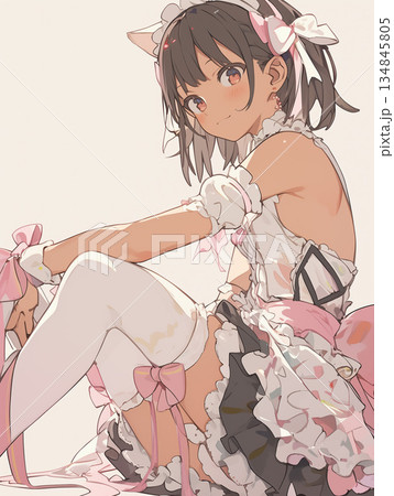 フリル衣装で座る猫耳のアニメ美少女　白背景の可愛いキャラクター 134845805
