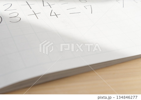 小学生の算数ノートのアップ 134846277
