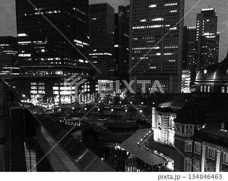 夜の丸の内 134846463