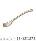 シンプルなフォークのイラスト 134851873