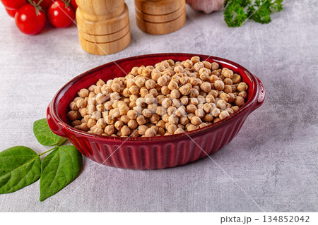 Raw dry chickpea in the bowl Raw dry chickpea in the bowl 134852042