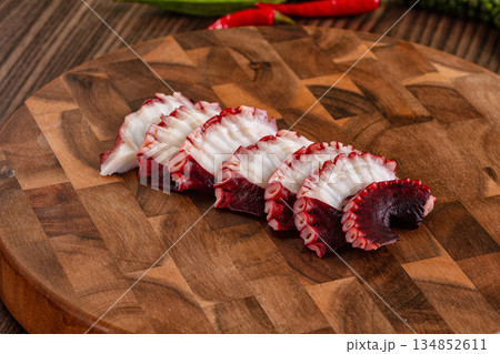 Japanese cuisine sashimi with octopus 134852611
