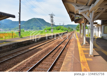 鳥取　JR山陰本線松崎駅構内	 134852738