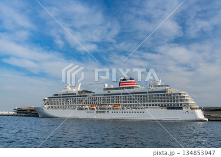 （神奈川県）横浜港大さん橋に係留された、飛鳥Ⅲ 134853947