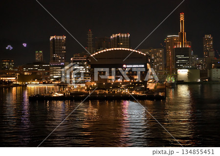 都市風景 夜の神戸港 神戸ベイエリア 都市風景 夜の神戸港 神戸ベイエリア 134855451
