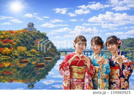 木曽川の川原より犬山城を望む 木曽川の川原より犬山城を望む 134860925