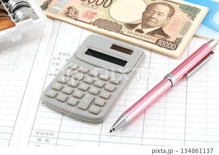 家計簿 生活イメージ 134861137
