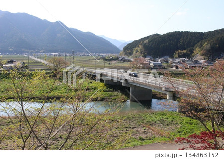 春の丹波市街 桜 氷上 柏原 兵庫県 春の丹波市街 桜 氷上 柏原 兵庫県 134863152