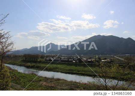 春の丹波市街 桜 氷上 柏原 兵庫県 春の丹波市街 桜 氷上 柏原 兵庫県 134863160