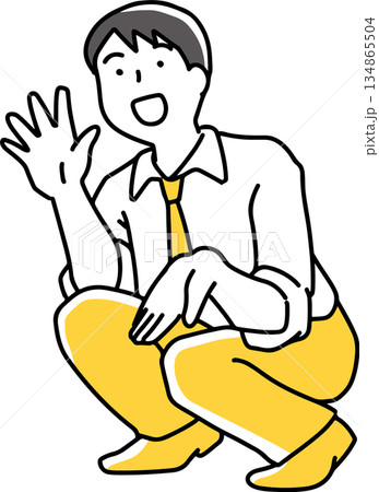 笑顔で手招きする男性会社員 134865504