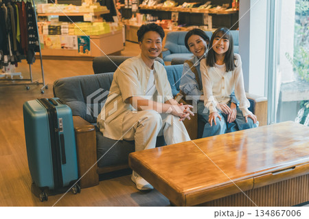 family trip　撮影協力：伊東小涌園 134867006