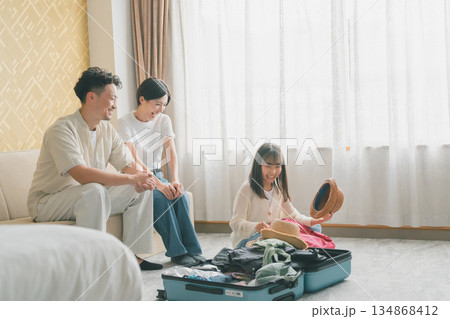 family trip　撮影協力：伊東小涌園 134868412