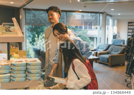 family trip　撮影協力：伊東小涌園 134868449